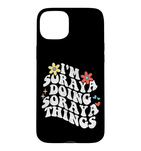 ���g�� �O���[���B�[�ȃC���E�\���� Doing Soraya Things �������� ��̓� �X�}�z�P�[�X iPhone 15 Plus �p