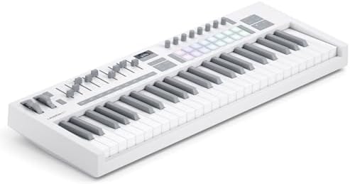 Novation Launchkey 49 Blanco [MK4]: Controlador de teclado MIDI, 49 teclas, semicontrapesado, USB, integración DAW. Modos Chord/Scale, 8 pads de percusión, arpegiador, paquete de software musical