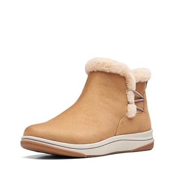 clarks winter boots womens