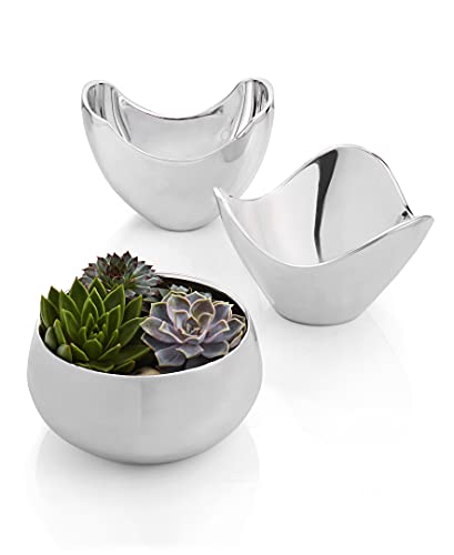 Nambe - Serveware Collection - The Wave Bowl - Measures at 9\" x 5.5\" - Made with Nambe Alloy - Designed by Alvaro Uribe