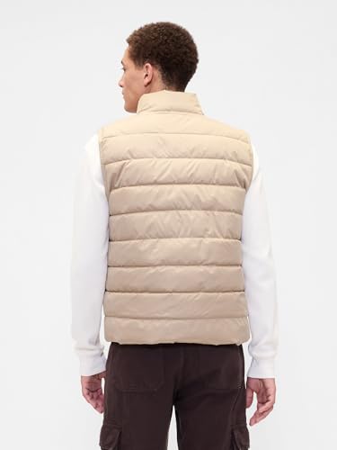 Image of GAP Men's Logo Lightweight Puffer Vest