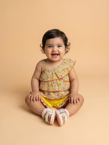 Image of Nautinati Girls top and shorts set(NNIGCS00266-9-12M Yellow 9-12M)