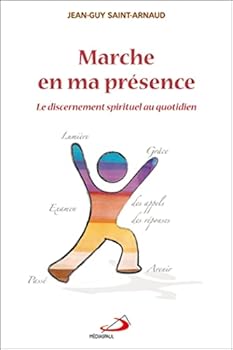 Paperback MARCHE EN MA PRESENCE [French] Book