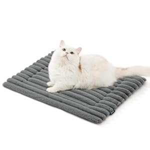 Self Warming Cat Bed, 61×45 CM Heated Cat Bed, Non-Slip Bottom Washable, Extra Warm Pet Mat for Indoor Cats & Small Dogs (Grey)