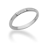 Las joyas Miore en oro blanco realzan la elegancia de las gemas engastadas en cada pieza