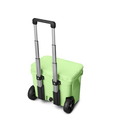 Image of YETI Roadie 32 Wheeled Cooler