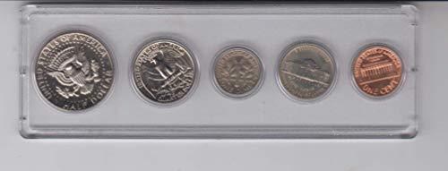 1981 Birth Year Coin Set (5) Coins -Half Dollar, Quarter, Dime, Nickel, and Cent- All dated 1981 and Encased in a Plastic Display Case Uncirculated
