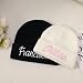 NIBESSER Mütze Personalisiert Bestickte Beanie Hat zum Personalisieren Unisex Wintermütze Mützen Bedrucken Mit Name oder Wunschtext Geschenk Herbst Winter