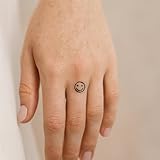 Faux Tatouage SMILEY - Temporalis® | Tatouage Ephemere Femme et Homme – Cosmétique Certifié UE, Encre Vegan & Waterproof – Dure 1 à 2 semaines [ Tattoo Smiley classique ]