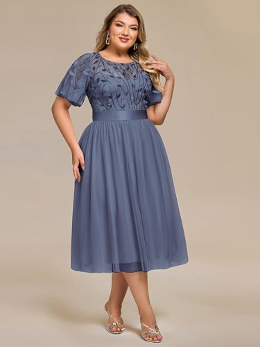 Image of Ever-Pretty Plus Women's Round Neck Embroidery Short Sleeves Sequin Tulle Midi Plus Size Cocktail Wedding Guest Dresses Dusty Blue US22