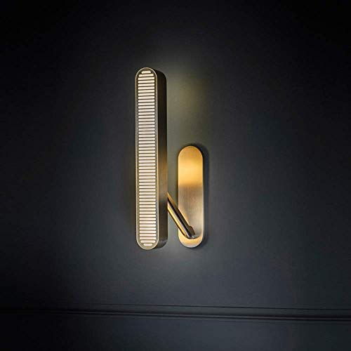 Applique murale laiton 6x40 cm pour illuminer un salon contemporain chaleureux