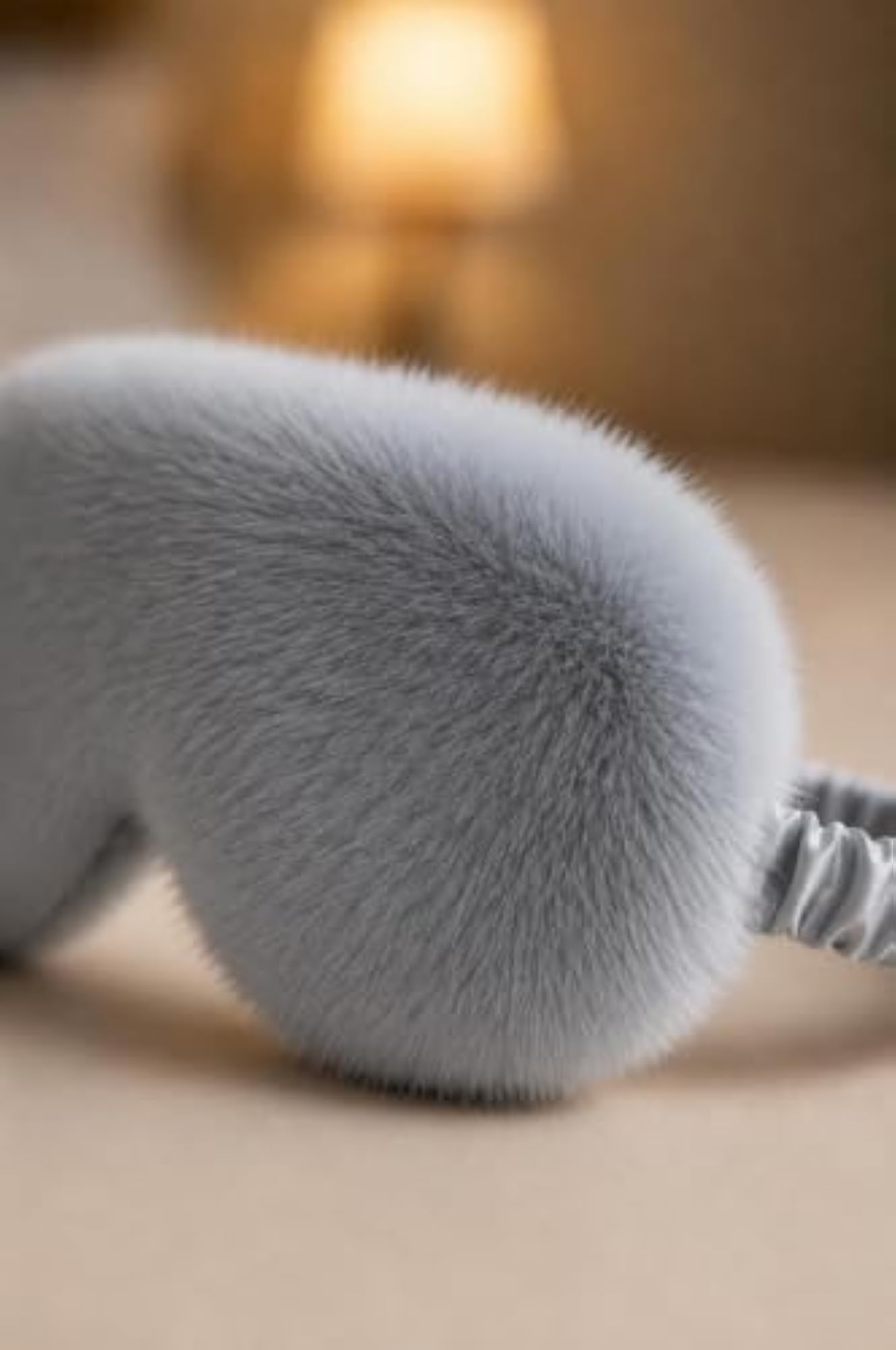 Soft Velvet Rabbit Fur Eye Cover, Light Blocking Blindfold for Sleep