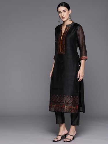 Image of Varanga Women Printed Straight Kurta Set with Dupatta | Chanderi | Round Neck | 3 /4 Sleeve | Calf Length |Casual & Effortlessly Chic Wear