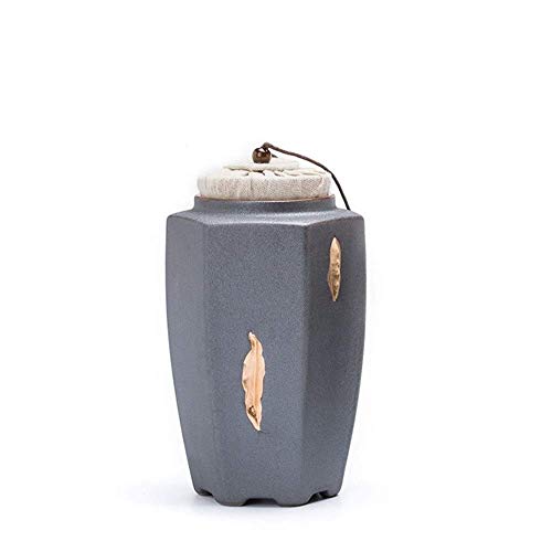 Urnes pour animaux de compagnie et adultes : un pot scellé protecteur