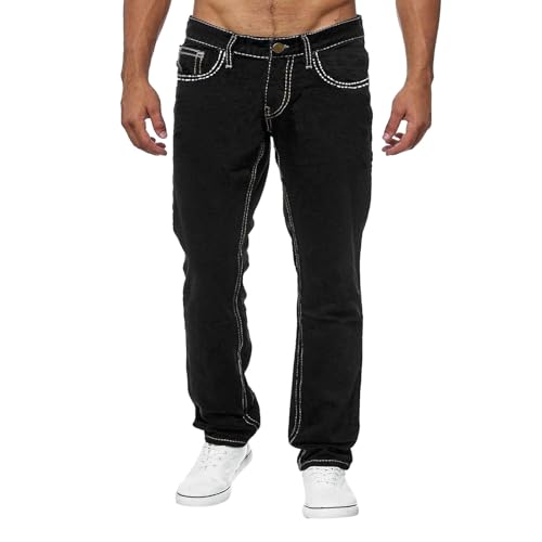 Pantalon en jean avec poches pour homme cherchant un denim stretch