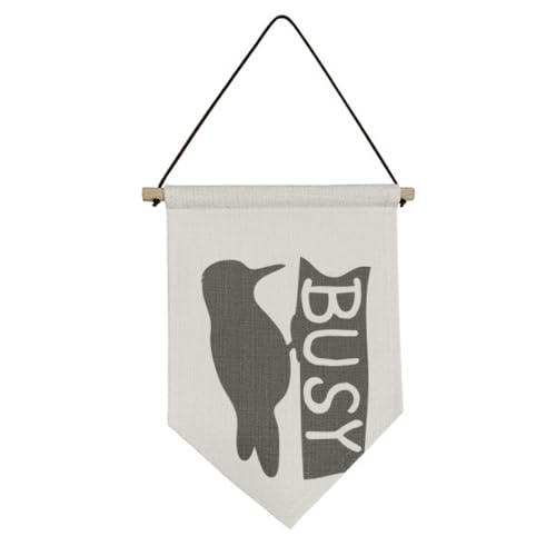 Drapeau en toile naturelle avec pic noir pour embellir un salon rustique