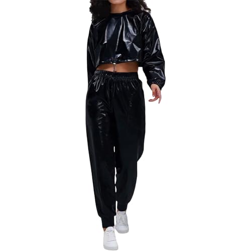Top corto con pantalones de fiesta y joggers cómodos para bailar sin parar toda la noche