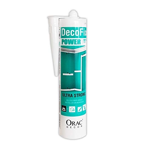 Colle Orac FDP700 DecoFix Power pour installer des moulures dans un salon