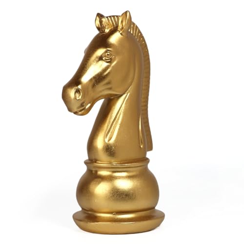Estatua de ajedrez de resina dorada elegante