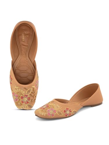 Image of XE Looks Beautiful & Comfortable Ethnic Sandal & Occational Jutti For Women & Girls