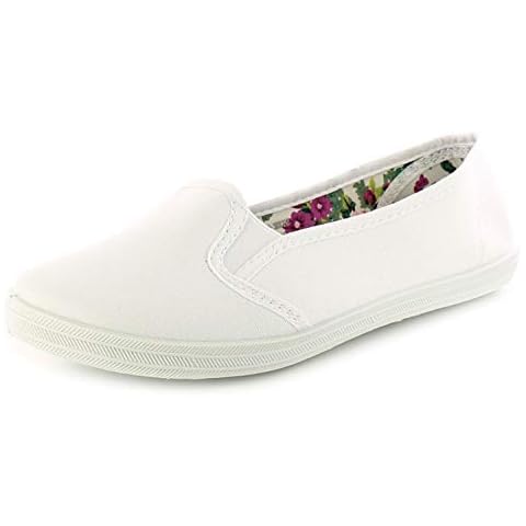 Platino Eleanor White Canvas Slip-On Pumps Cover