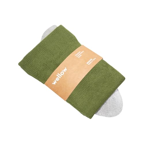 Image of Wellow Knee High Compression Socks for Men & Women, 18-25 mmHg, Bamboo Viscose, Swelling Relief