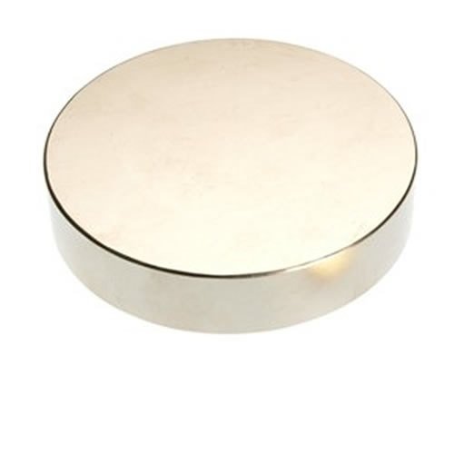 Magnes krążkowy okrągły Ø 70 x 10 mm – neodymowy N45, nikiel – utrzymuje 200 kg – szyba magnetyczna – silne magnesy trwałe (supermagnesy) o ekstremalnej przyczepności do zastosowań przemysłowych i domowych