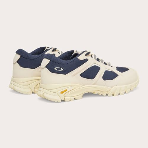 Image of Oakley Men's Sierra Terrain Sneakers