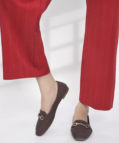 Image of JM LOOKS Sophisticated Horsebit Loafer Flats with Premium Matte Finish and Elegant Metal Link Detail for Daily Style