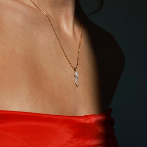 espere Gold Italian Horn with Crystal Studs Necklace4