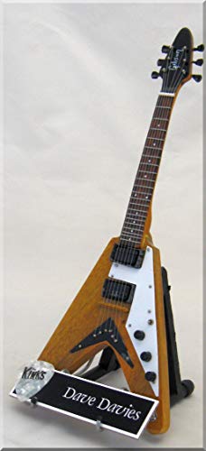DAVE DAVIES Guitare Miniature avec médiator KINKS - Les Beatles, Paul McCartney, John Lennon, RIngo Starr, George Harrison DAVE DAVIES Guitare Miniature avec médiator KINKS – Image 3