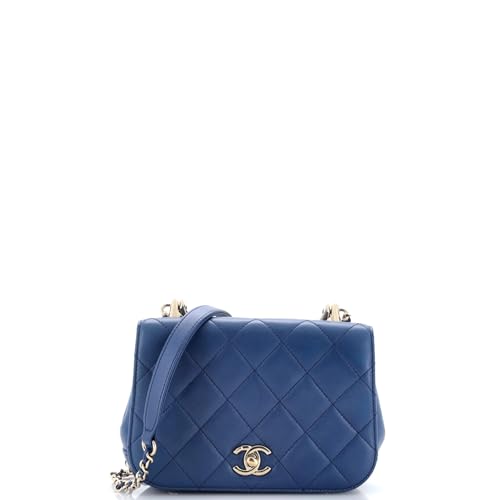 Chanel, Pre-Loved Carry Chic Flap Bag Quilted Lambskin Mini, Blue
