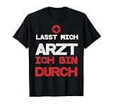 Klassisch geschnitten, doppelt genähter Saum.