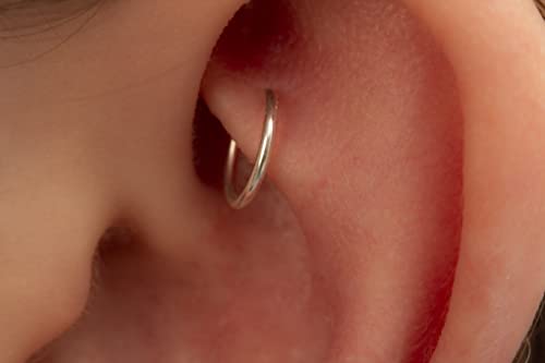 Tragus Piercing Helix Hoop Small Sterling Silver Huggie Hoop Earrings for Women Cartilage Nose Helix Tragus (Silver, 6mm 18 gauge / 1 pair)