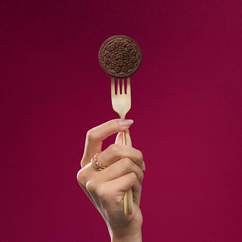 Selena Gomez OREO Cookies, Chocolate and Cinnamon Creme, Limited Edition, 10.68 oz