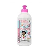 como hacer crema para rizos casera Paso 1: Lavar el cabello con el Champú Novex Mis Pequeños Rizos y masajear desde el cuero cabelludo hasta las puntas. Aclarar.