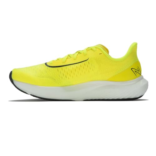 Image of New Balance Womens FuelCell Rebel V3Running Shoe