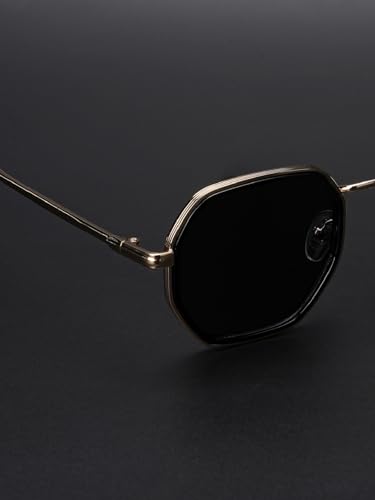 Image of Voyage Geometric UV Protected & Polarized Sunglasses for Men & Women