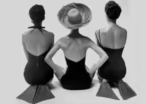 Impression sur toile femme buvant pour remplacer les posters bas de gamme
