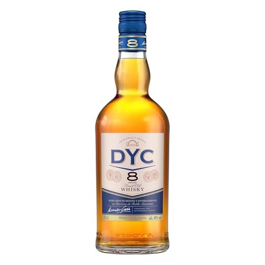 DYC Whisky Nacional Envejecido 8 Años en barricas de roble americano, 40% 70cl.