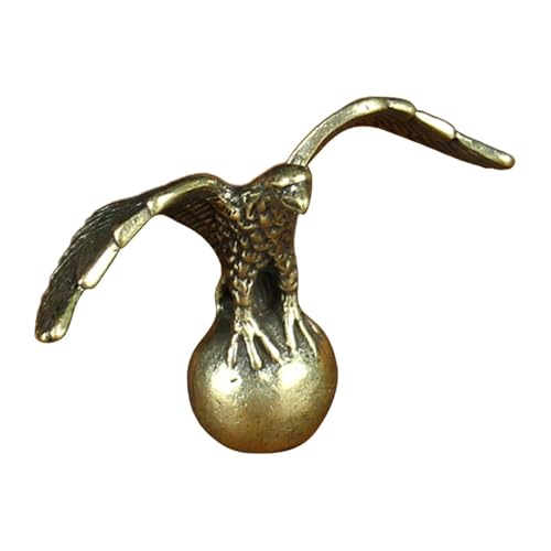 [Design]: la statua dell'aquila in rame ha un design semplice, realizzata con cura, con linee morbide e realistiche[Bellezza dell'arte]: il piccolo ornamento da tavolo è bello e pratico, può decorare la tua scrivania e portarti piacere visivo[Ampia applicazione]: la statuetta di animali in ottone è elegante e generosa, sia che venga posizionata in ufficio, camera da letto o libreria, può diventare un punto focale accattivante[Materiale]: la statua dell'aquila in rame è realizzata in ottone, che è forte e resistente all'usura e ha una lunga durata[Regalo creativo]: la scultura dell'aquila è un regalo creativo che può essere dato a parenti e amici