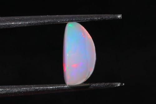 Opale éthiopienne blanche véritable de 2,7 Cts, une pierre vivante aux feux vibrants