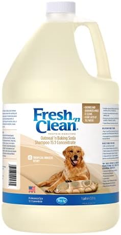 PetAg Fresh 'n Clean Oatmeal 'n Baking Soda Scented Shampoo for Dogs - Tropical Breeze Scent - 15:1 Concentrate - 128 fl oz (Makes 16 Gallons)