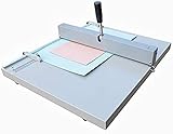 rillmaschine gebraucht Multifunktional: Die manuelle Rillmaschine hat ein geringes Volumen und ist einfach zu bedienen und zu warten, was sie zu einer idealen Ergänzung für den Bindeprozess macht. Das Gerät kann klare Linien nicht nur auf beschichtetem Kunstdruckpapier, robustem Papier, sondern auch auf Fotokopierpapier rillen.