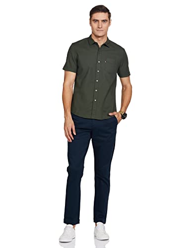 Image of Levi's Men's Solid Slim Fit Shirt