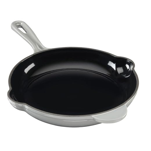 Cooks Professional 26cm Cast Iron Frying Pan | Round Heavy-Duty Skillet Cooking Pan with Enamel Interior | Oven Safe to 260°C, Induction & All Hob Compatible | PFAS, PFOA & PTFE-Free | Grey