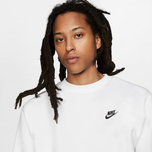 Image of Nike Men's Mid Rise Straight Fit Mesh Sweatpants