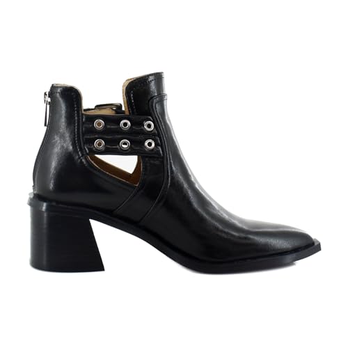 Steve Madden Women's Gatewood Ankle Boot, Black Leather, 9