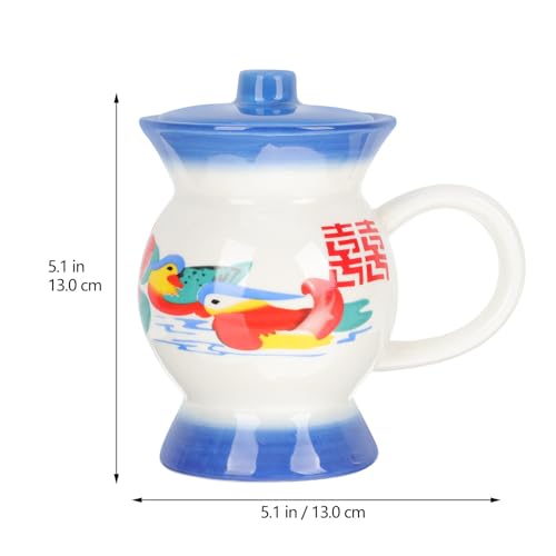 Taza de cerámica retro que mantiene tu café caliente con su tapa funcional 3