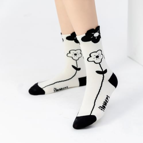 Flower Socks Women 5 Pairs Cute Retro Preppy High Ankle Cotton Sock Stripe Plaid Bow Socks3